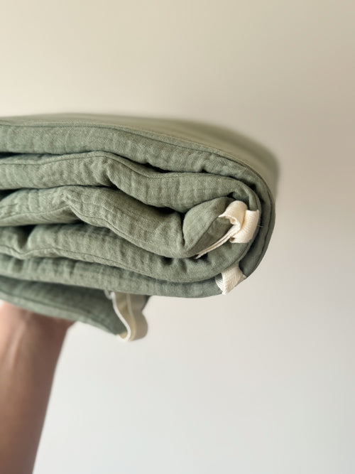 Bedbumper Hydrofiel 180 CM - SAGE GROEN