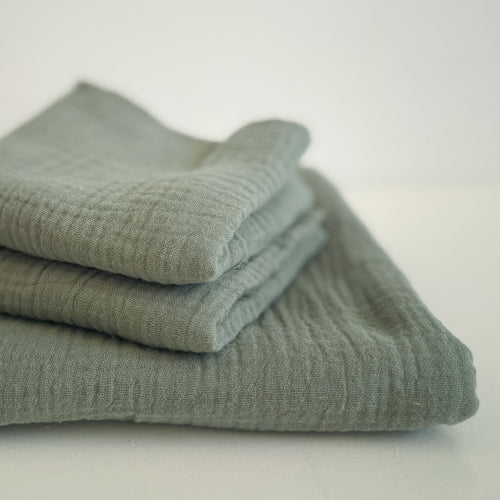 SAGE GROEN hydrofiel setje - 2x spuugdoek & 1x doek